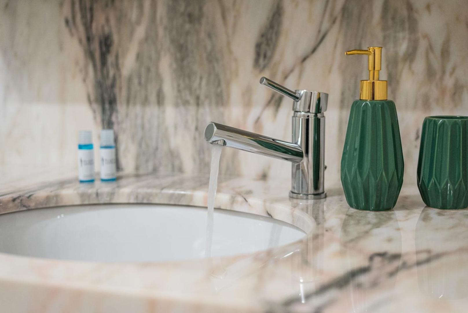 Guestready - The Citrus Glaze At The Terrace Apartment ปอร์โต ภายนอก รูปภาพ